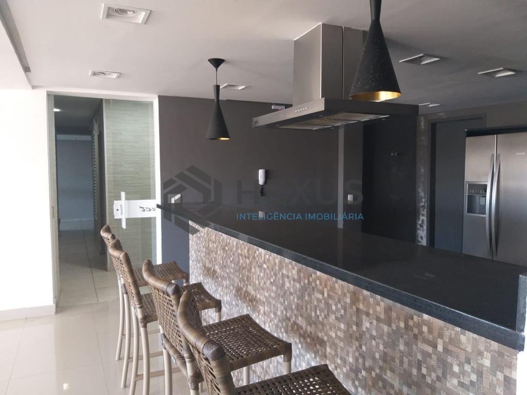 Foto 15 de Apartamento beira mar com varanda e lazer na Praia da Enseada, Guaruja