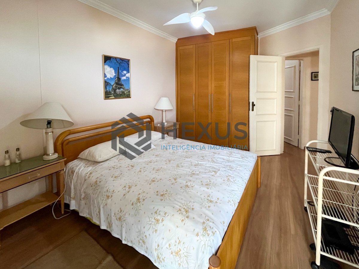 Foto 20 de Apartamento beira mar com varanda, vista mar e lazer na Praia da Enseada, Guaruja