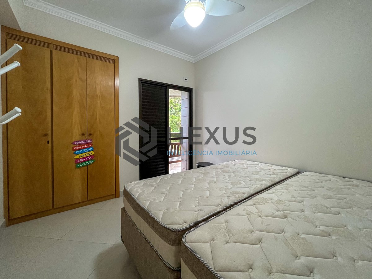 Foto 9 de Apartamento beira mar com varanda e lazer na Praia da Enseada, Guaruja
