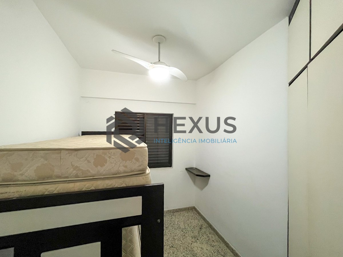 Foto 12 de Apartamentocom beira mar com varanda e lazer de clube na Praia da Enseada, Guaruja
