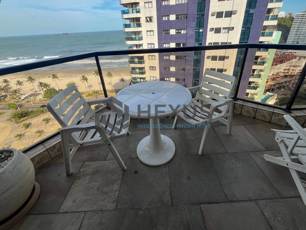 Foto 7 de Apartamento beira mar com varanda e lazer na Praia da Enseada, Guaruja
