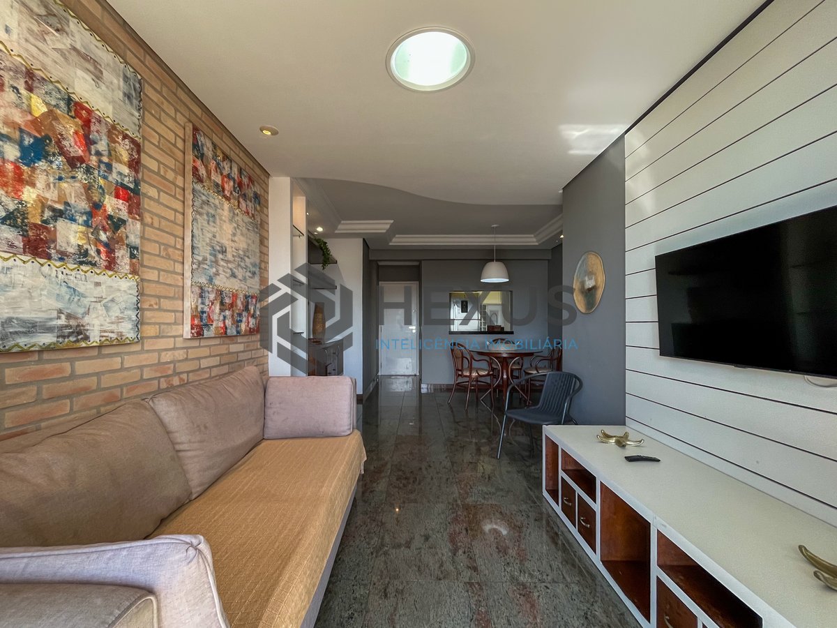 Foto 5 de Apartamento com varanda, vista mar e lazer de clube na beira mar da Praia da Enseada, Guaruja