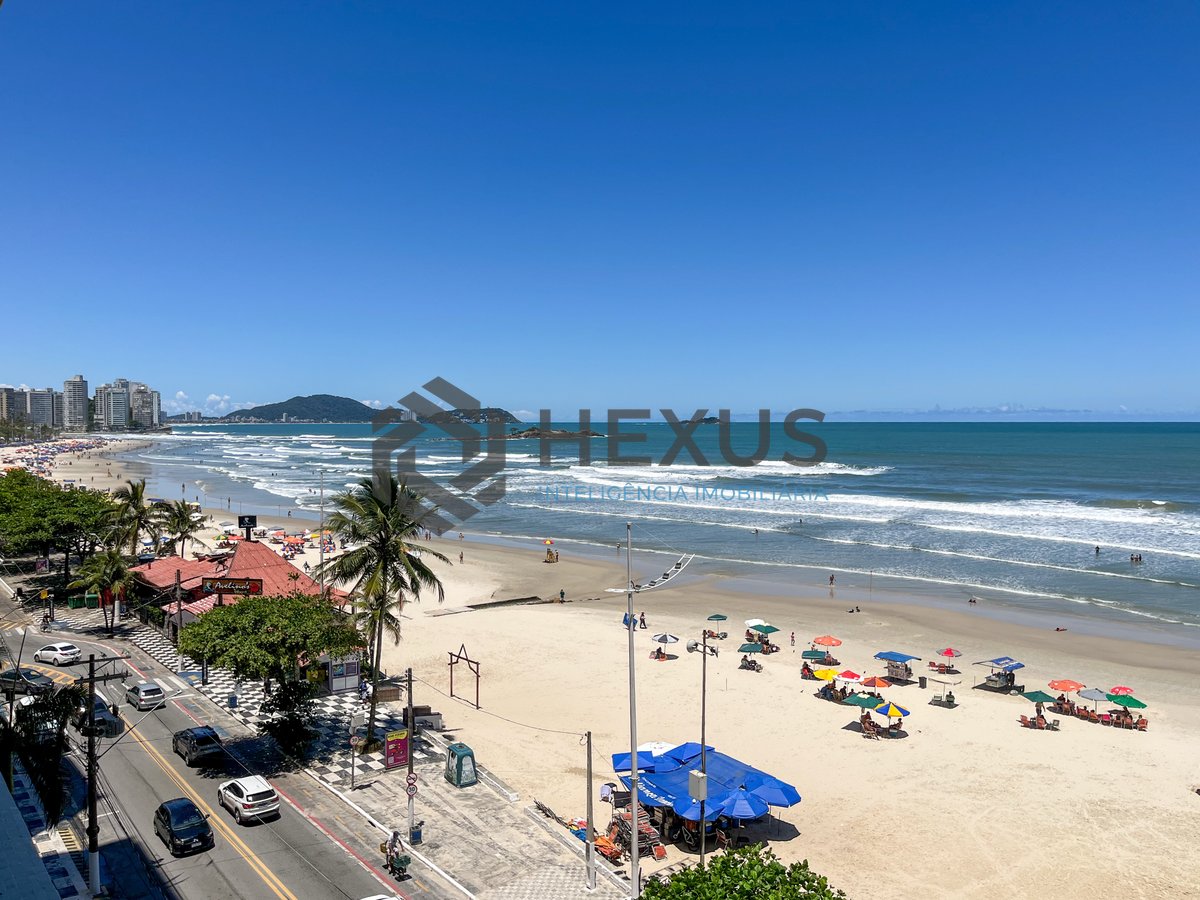 Foto 11 de Apartamento frente mar com 2 vagas na Praia das Pitangueiras, Guarujá.