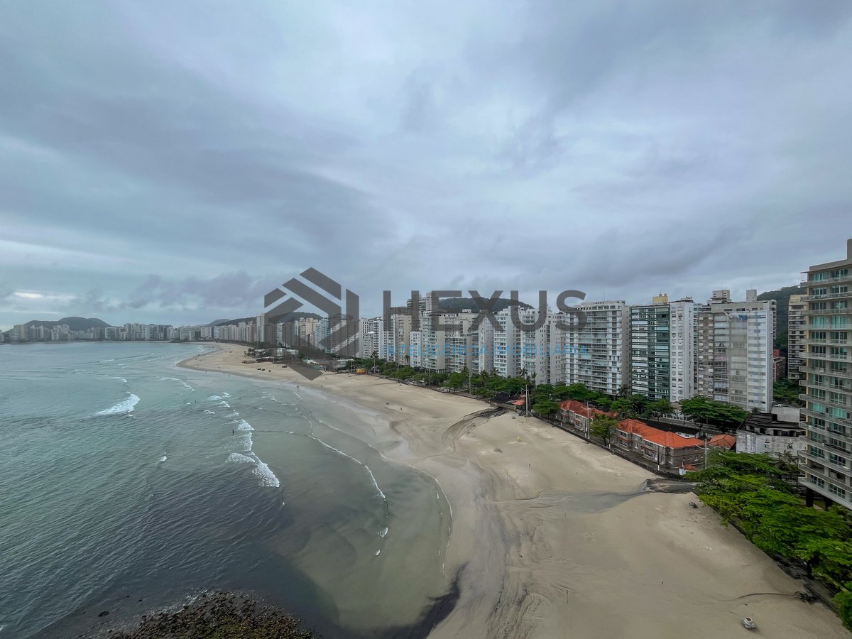 Foto 11 de Apartamento frente mar com varanda e vista mar na Praia das Pitangueiras, Guaruja
