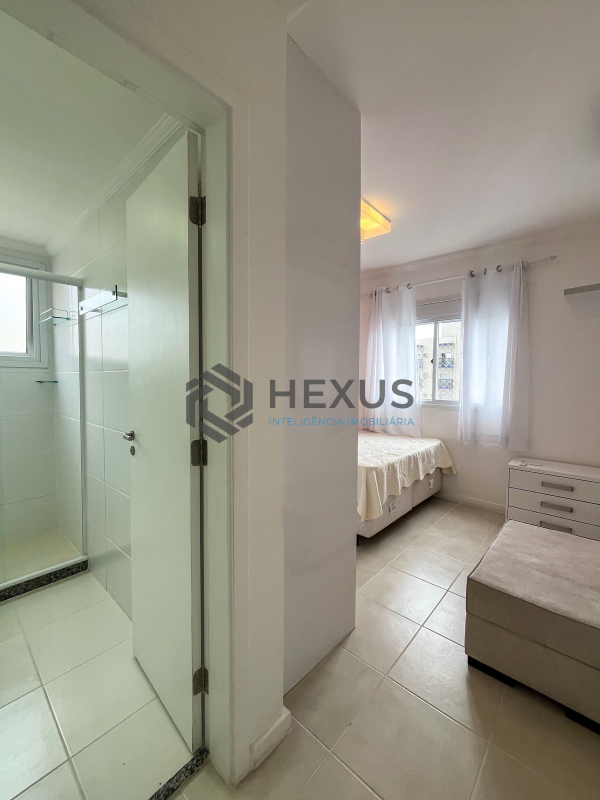 Foto 19 de Apartamento varanda gourmet, vista mar e lazer a duas quadras da Praia das Pitangueiras, Guaruja