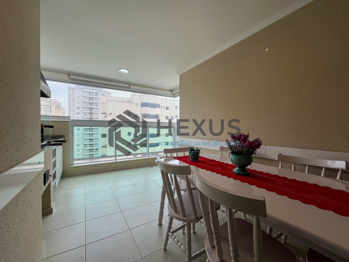 Foto 6 de Apartamento varanda gourmet, vista mar e lazer a duas quadras da Praia das Pitangueiras, Guaruja