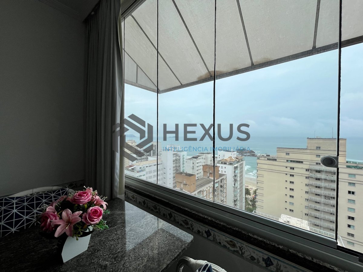 Foto 8 de Apartamento com vista mar e lazer a uma quadra da Praia das Pitangueiras, Guaruja