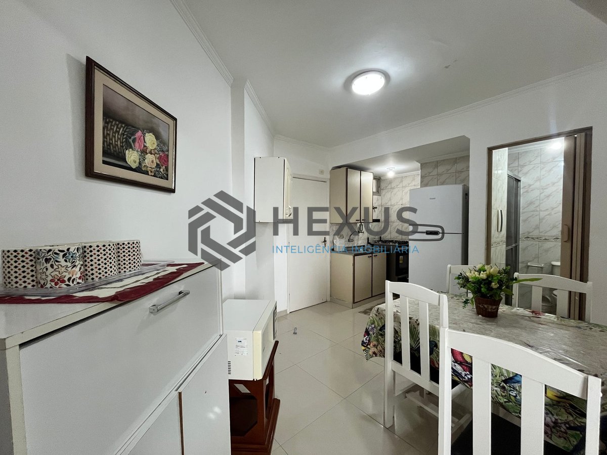 Foto 12 de Apartamento com vista mar e lazer a uma quadra da Praia das Pitangueiras, Guaruja