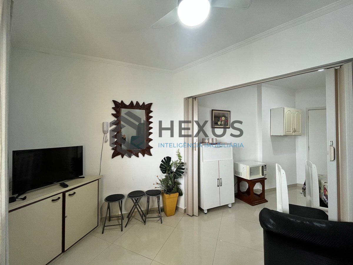 Foto 3 de Apartamento com vista mar e lazer a uma quadra da Praia das Pitangueiras, Guaruja