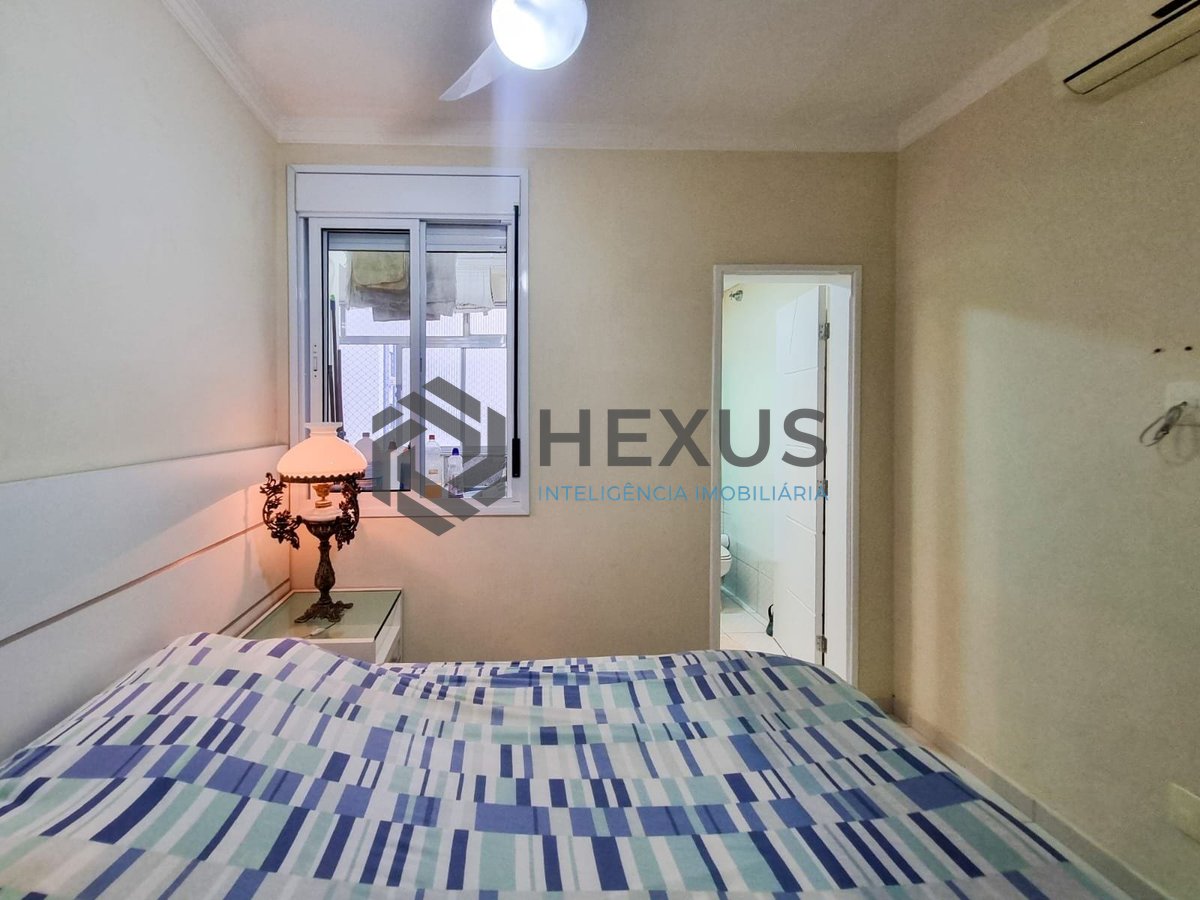 Foto 23 de Apartamento com varanda a uma quadra da Praia das Pitangueiras, Guaruja