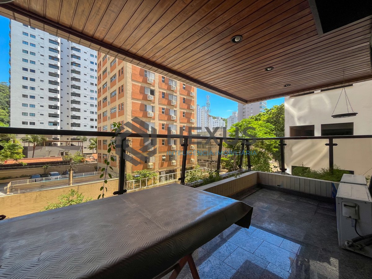 Foto 13 de Apartamento com varanda a duas quadras da Praia das Pitangueiras, Guaruja