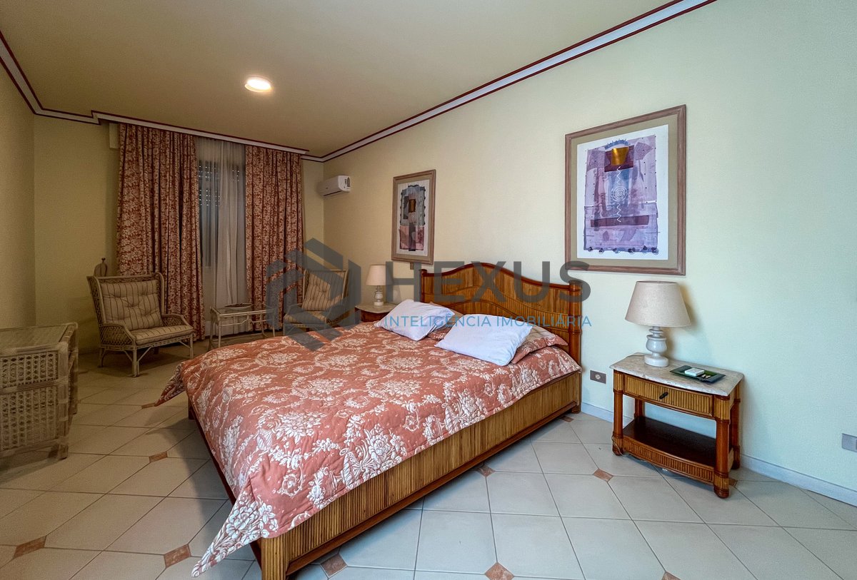 Foto 41 de Apartamento reformado frente mar na Praia das Pitangueiras, Guaruja