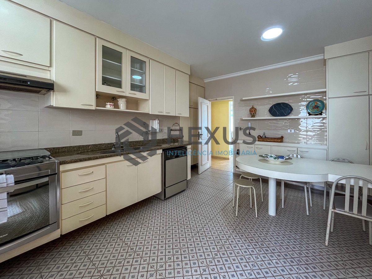 Foto 44 de Apartamento reformado frente mar na Praia das Pitangueiras, Guaruja