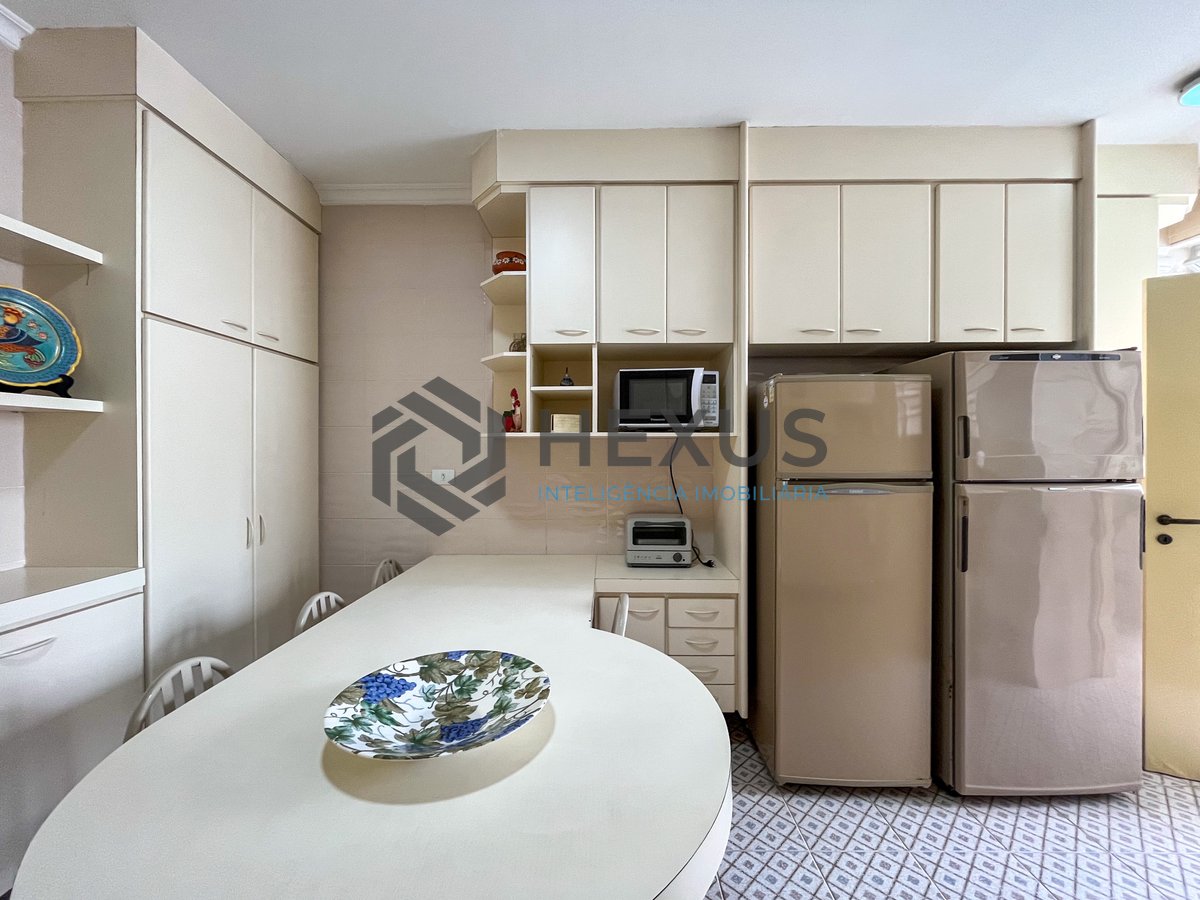 Foto 47 de Apartamento reformado frente mar na Praia das Pitangueiras, Guaruja