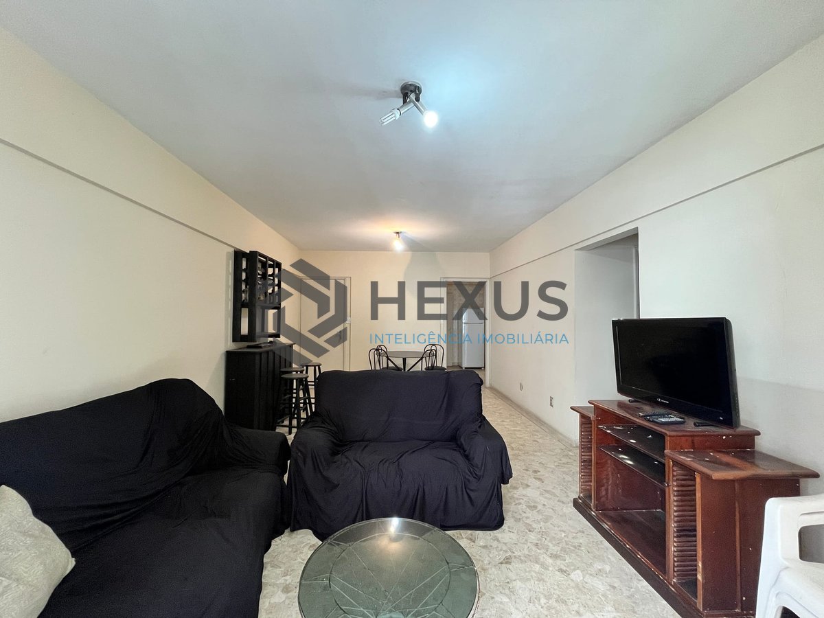 Foto 2 de Apartamento frente rua com varanda e vista livre na Praia das Pitangueiras, Guaruja