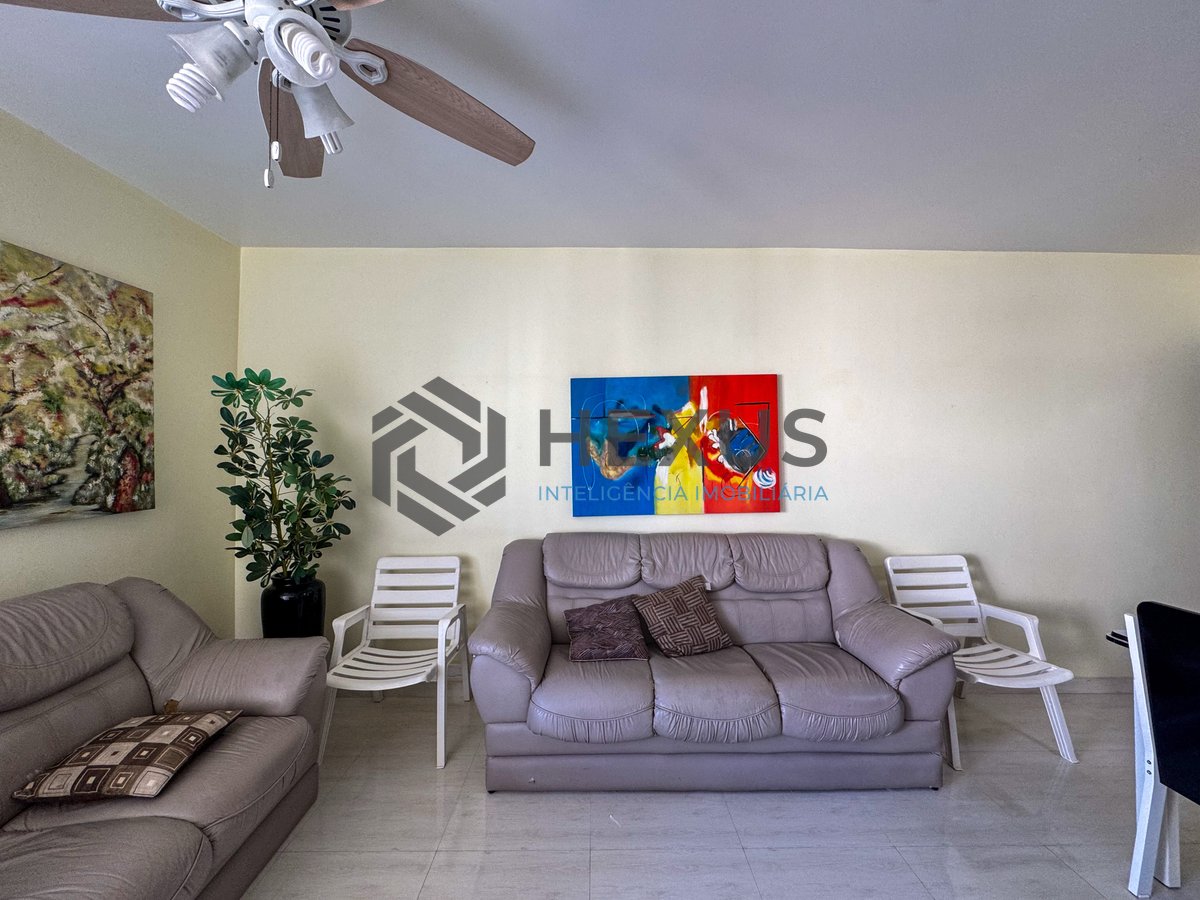 Foto 6 de Apartamento reformado com varanda vista mar e lazer a 80m da praia nas Pitangueiras, Guarujá