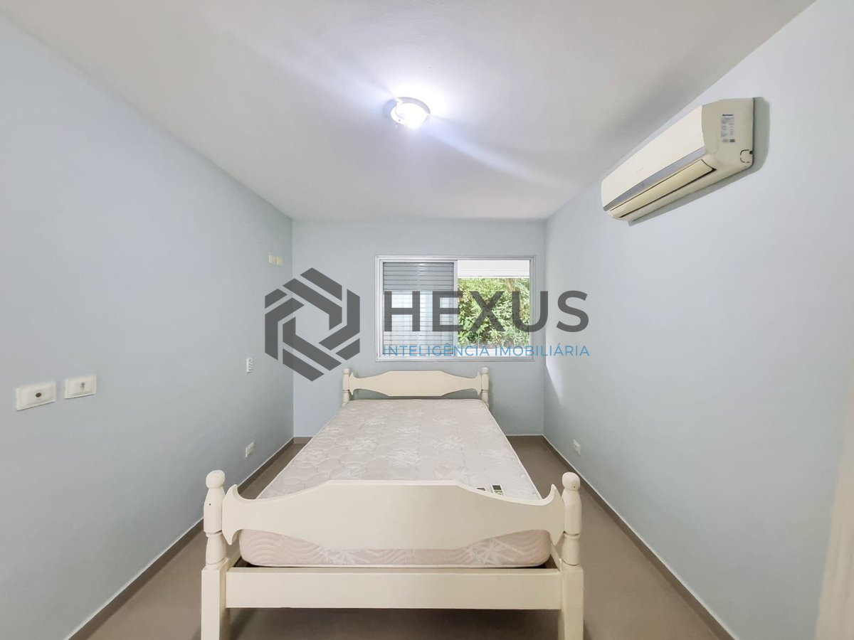Foto 14 de Apartamento com varanda na Praia das Pitangueiras, Guaruja