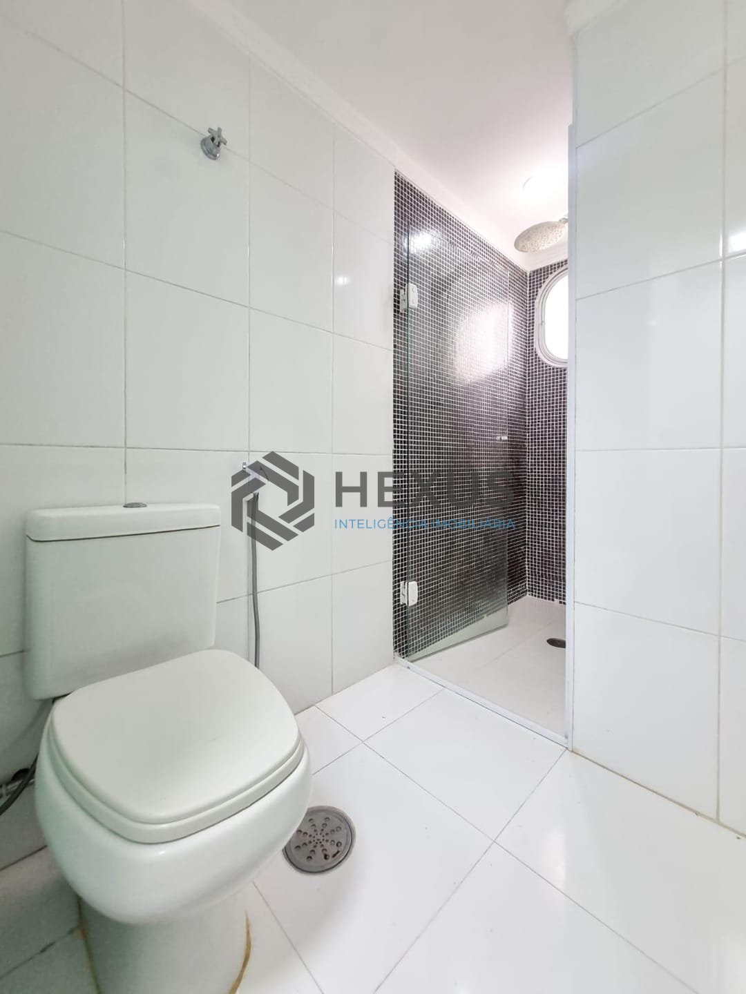 Foto 22 de Apartamento com varanda na Praia das Pitangueiras, Guaruja