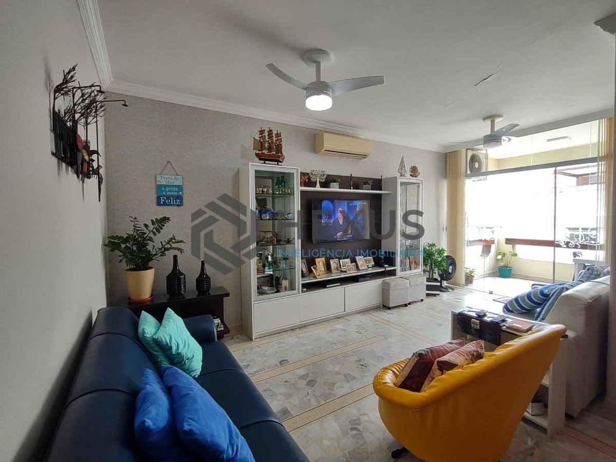 Foto 5 de Apartamento com varanda e lazer na Praia da Enseada, Guaruja
