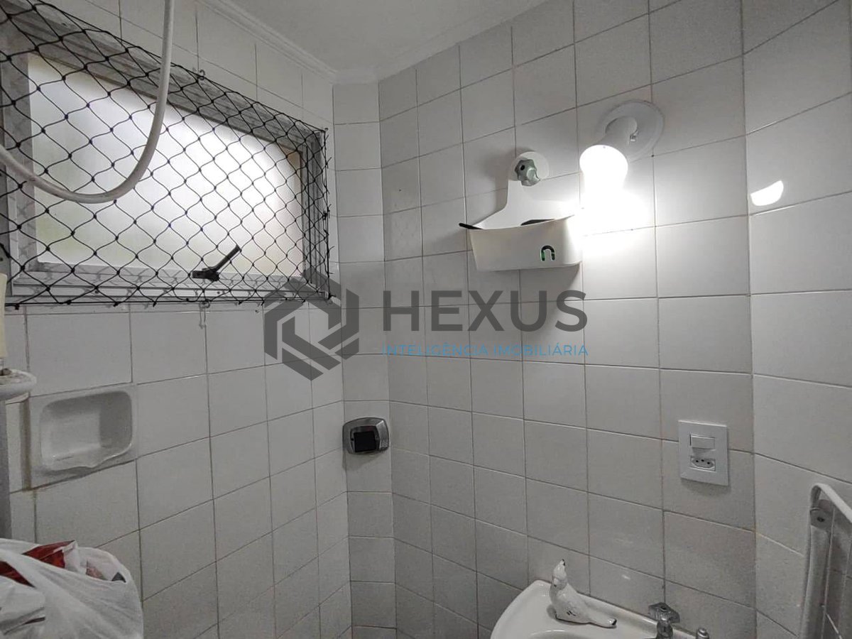 Foto 17 de Apartamento com varanda na Praia da Enseada, Guaruja