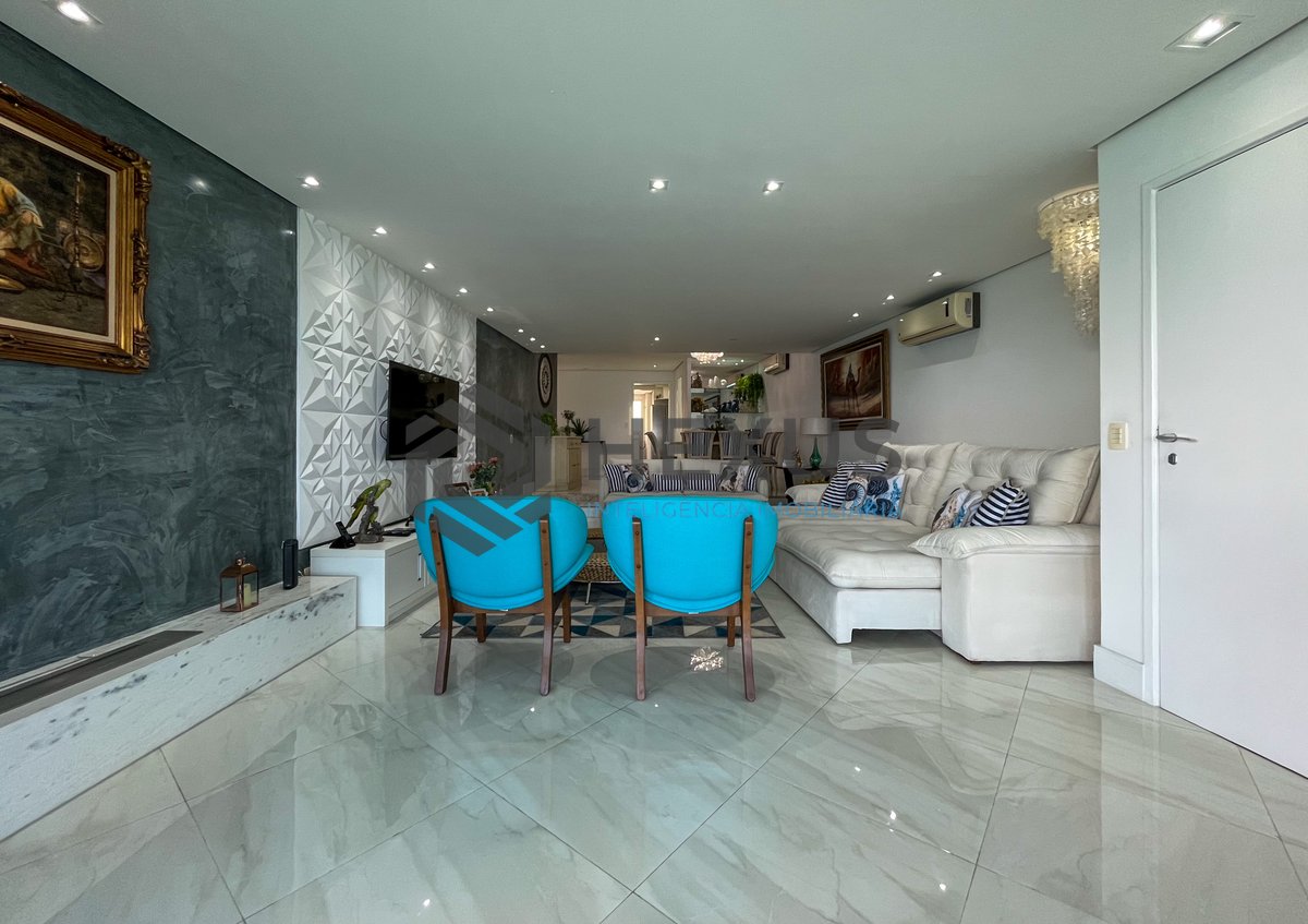 Foto 4 de Apartamento frente mar com varanda gourmet e lazer na Praia das Pitangueiras, Guaruja