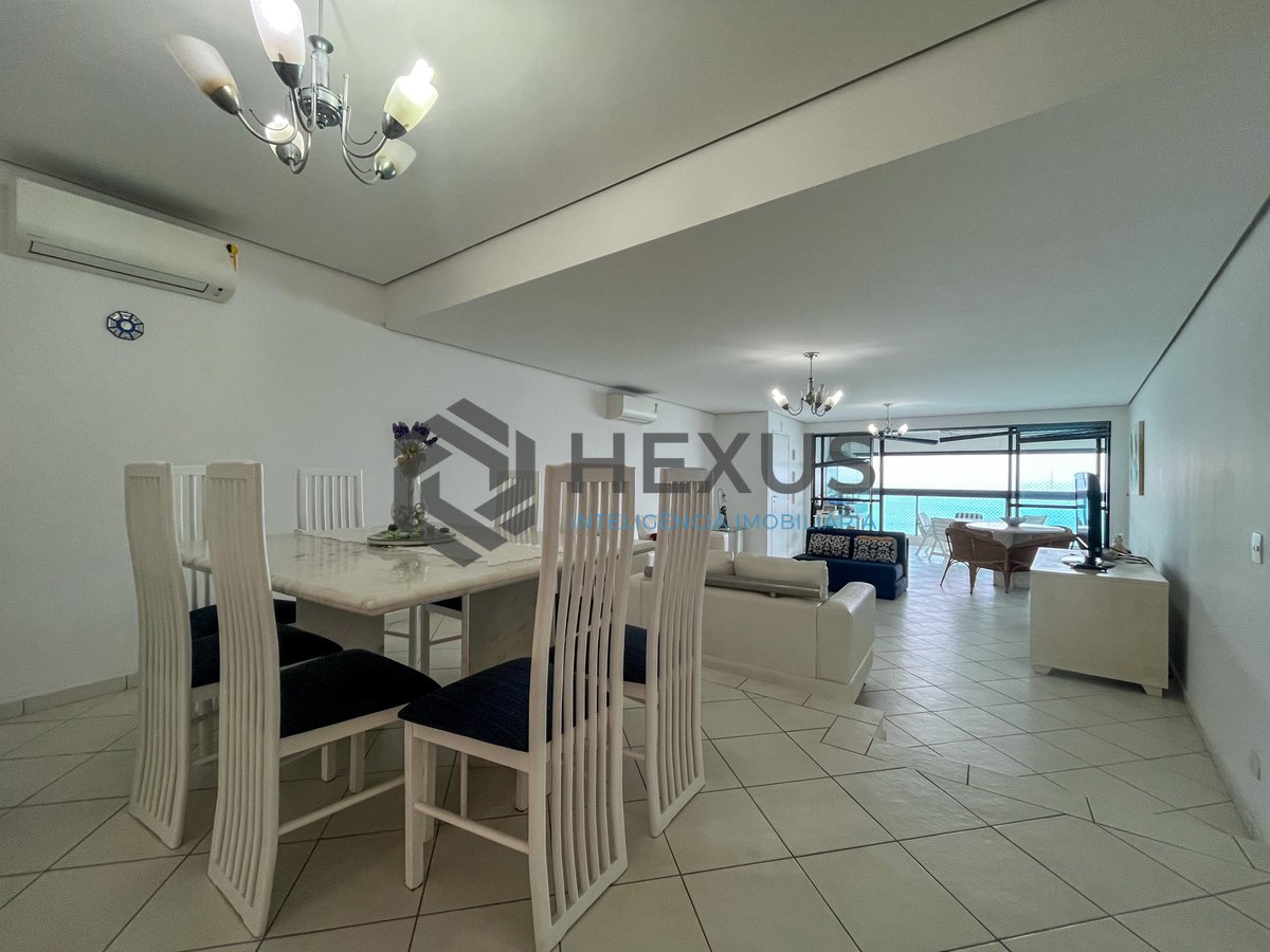 Foto 3 de Apartamento frente mar com varanda gourmet, lazer completo e vista mar na Praia das Pitangueiras, Guaruja