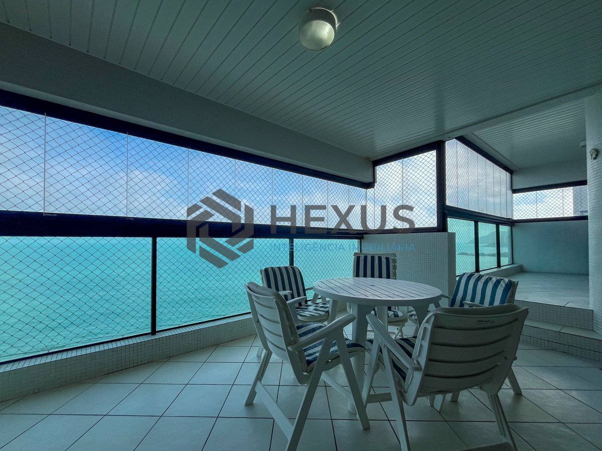 Foto 8 de Apartamento frente mar com varanda gourmet, lazer completo e vista mar na Praia das Pitangueiras, Guaruja