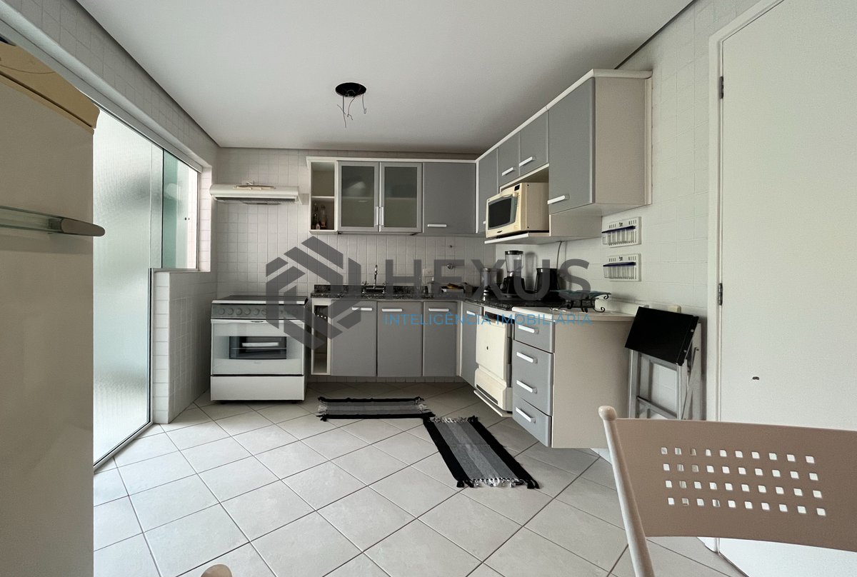 Foto 32 de Apartamento frente mar com varanda gourmet e lazer completo na Praia das Pitangueiras, Guaruja