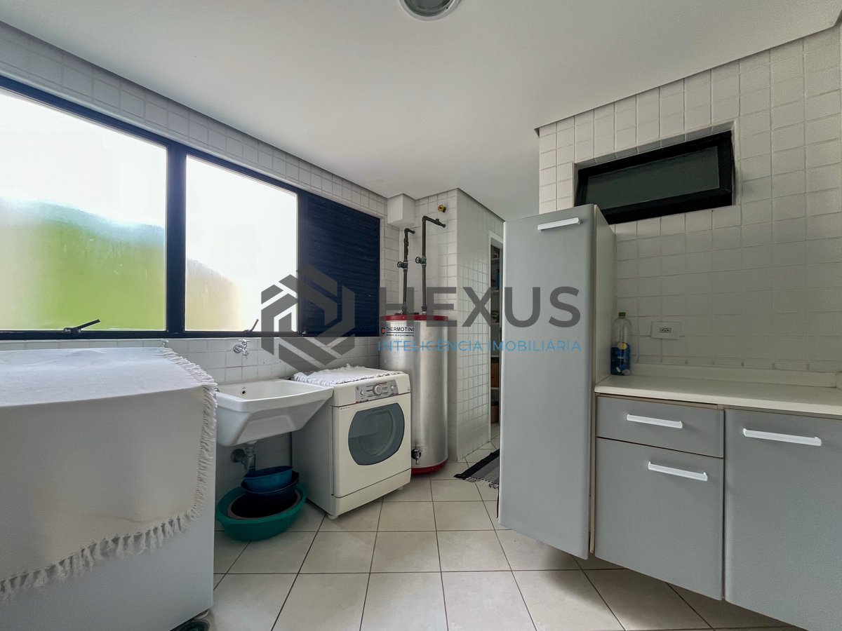 Foto 35 de Apartamento frente mar com varanda gourmet e lazer completo na Praia das Pitangueiras, Guaruja