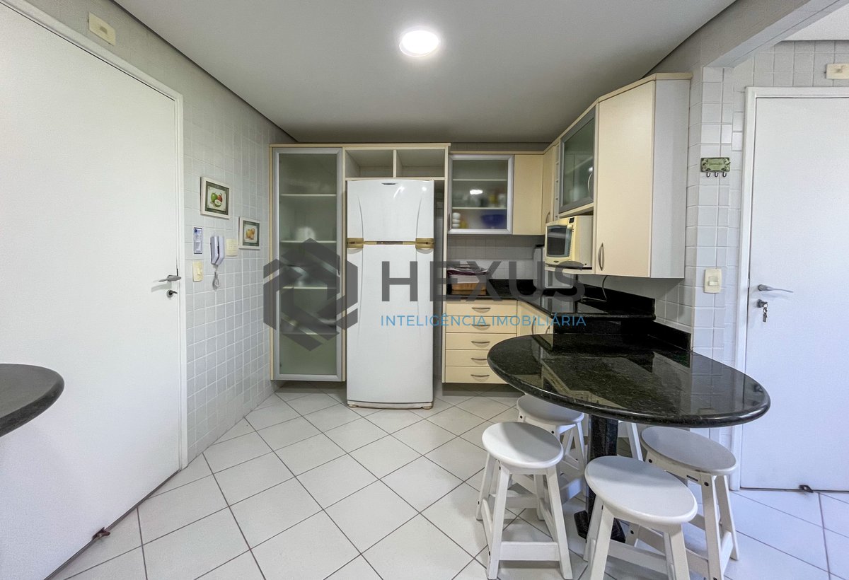 Foto 37 de Apartamento frente mar com varanda gourmet e lazer na Praia das Pitangueiras, Guaruja