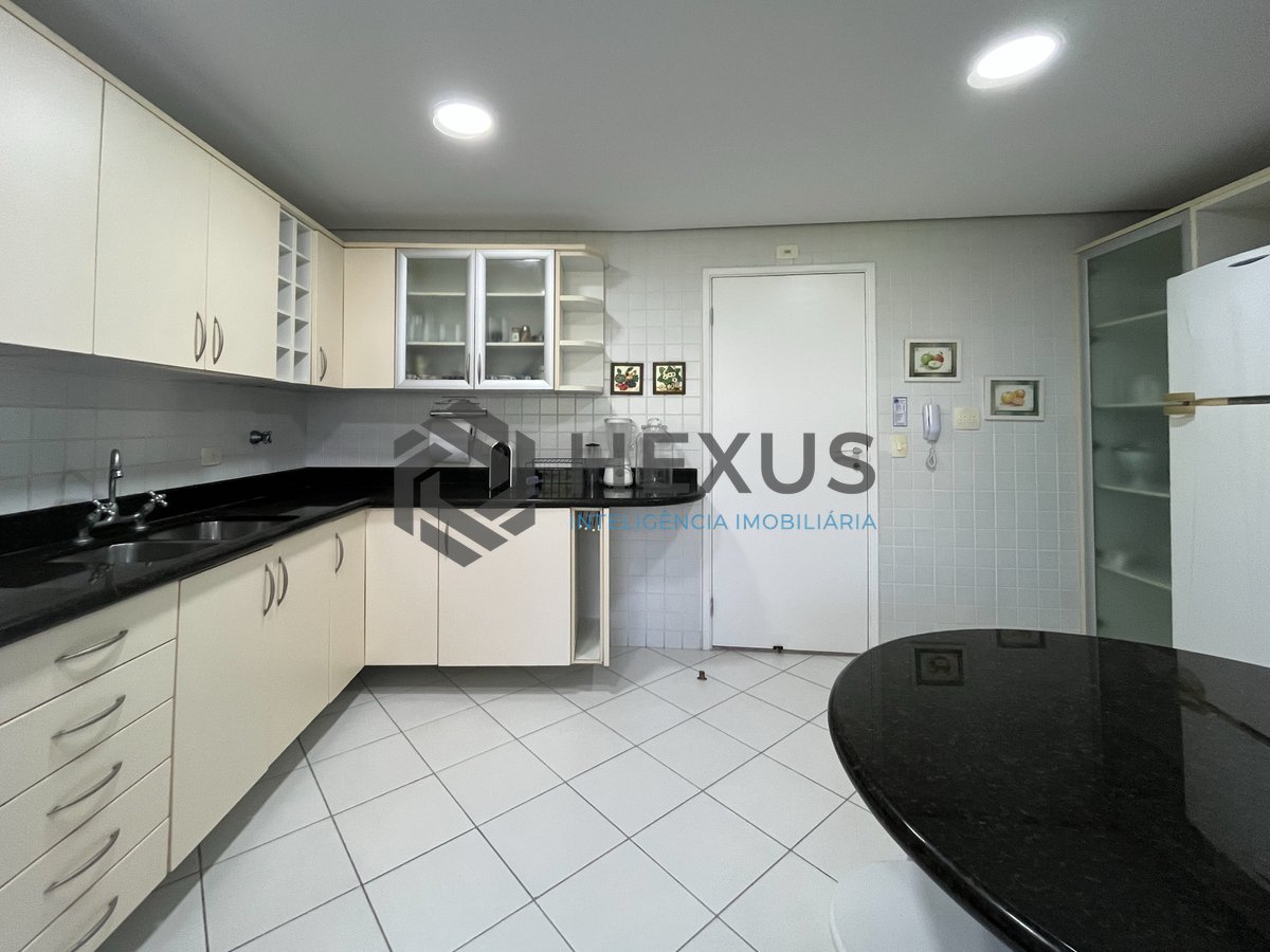 Foto 38 de Apartamento frente mar com varanda gourmet e lazer na Praia das Pitangueiras, Guaruja