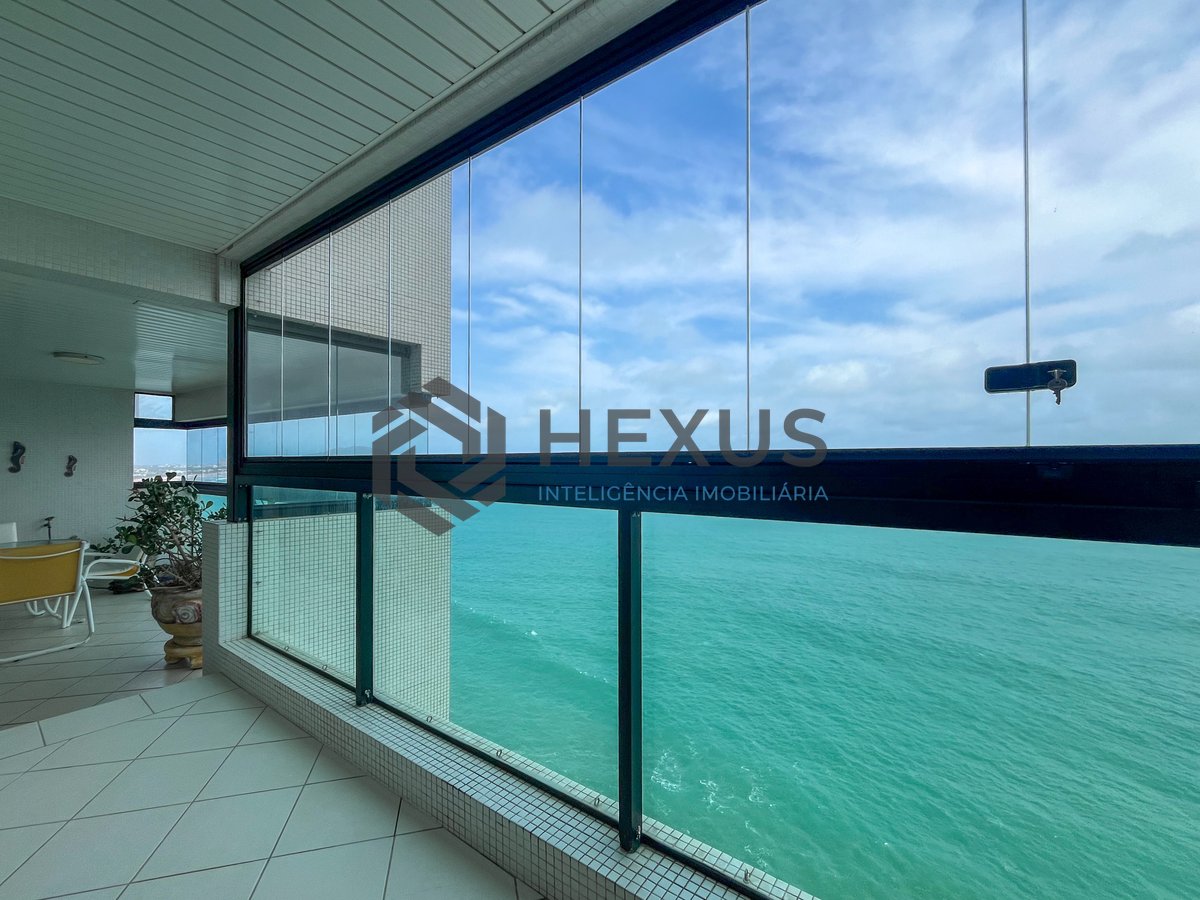 Foto 13 de Apartamento frente mar com varanda gourmet e lazer completo na Praia das Pitangueiras, Guaruja
