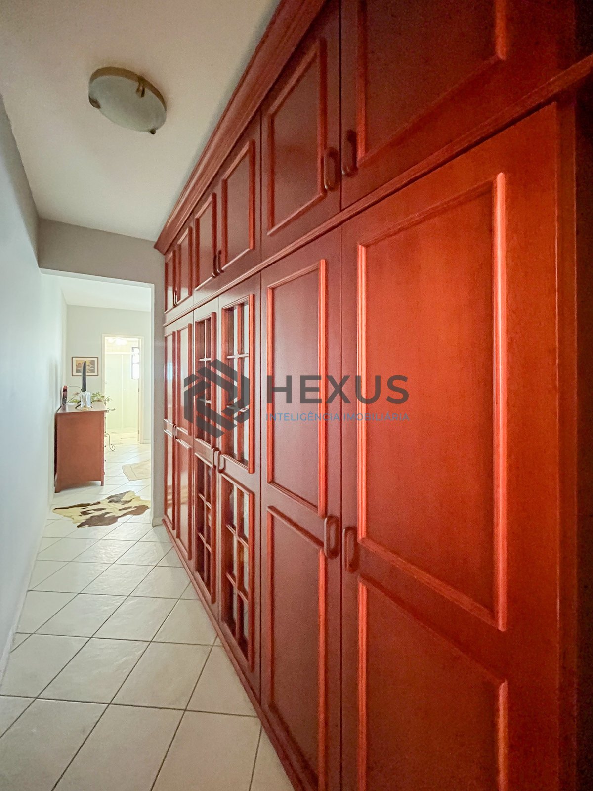 Foto 17 de Apartamento frente mar com varanda gourmet e lazer completo na Praia das Pitangueiras, Guaruja