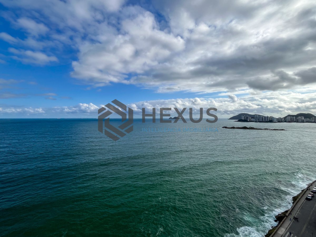 Foto 20 de Apartamento frente mar com varanda gourmet e lazer na Praia das Pitangueiras, Guaruja