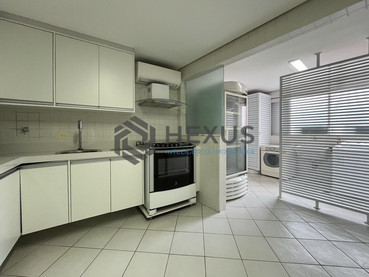 Foto 40 de Apartamento frente mar com varanda gourmet e lazer na Praia das Pitangueiras, Guaruja