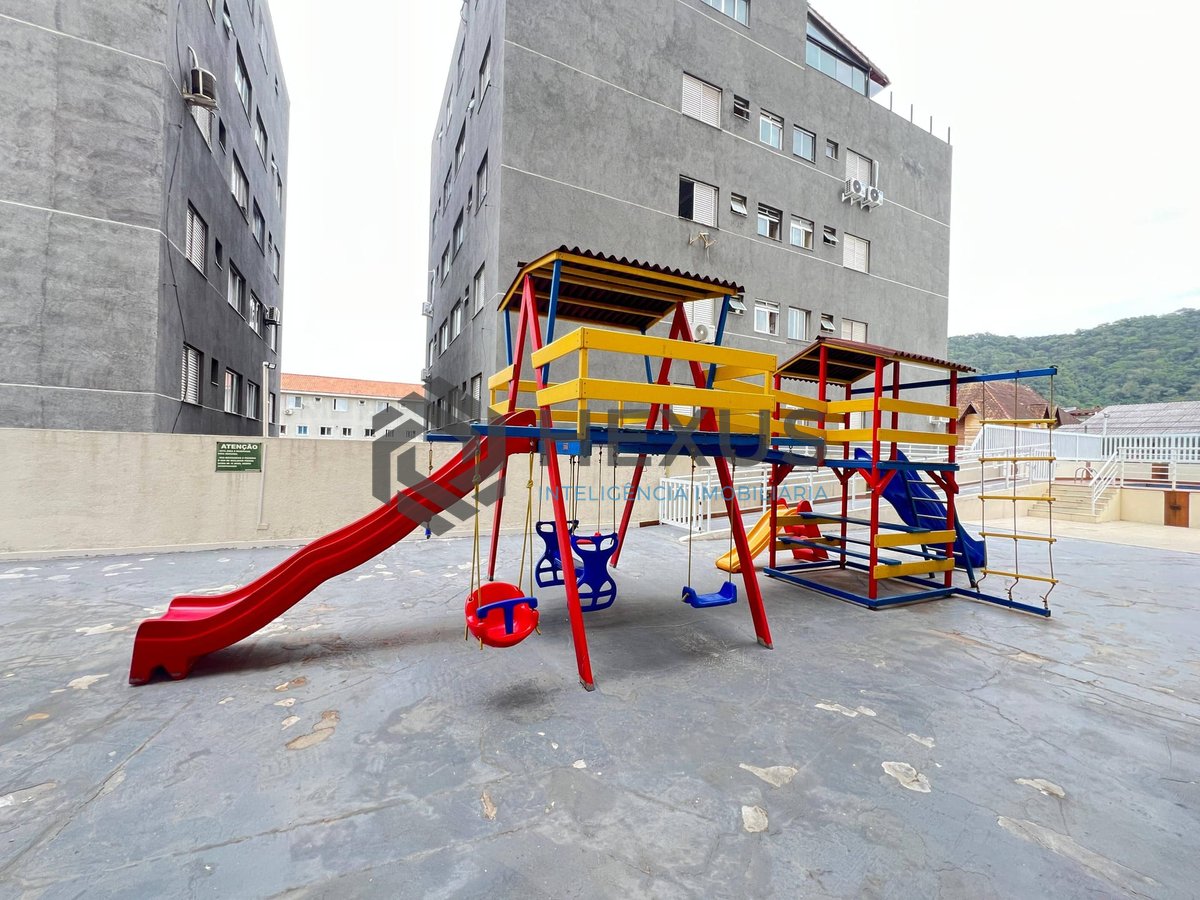 Foto 33 de Apartamento com varanda e lazer na Praia da Enseada, Guaruja