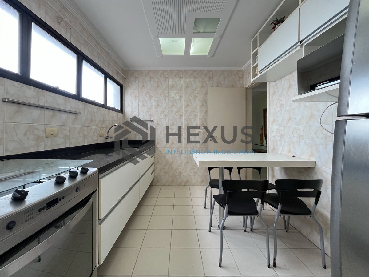 Foto 26 de Apartamento com varanda e lazer a uma quadra da Praia das Asturias, Guaruja