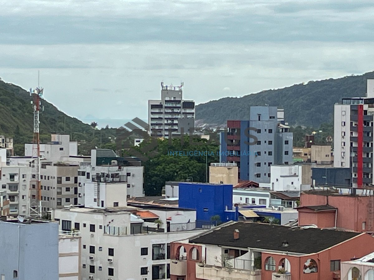 Foto 10 de Apartamento com varanda e lazer a uma quadra da Praia das Asturias, Guaruja
