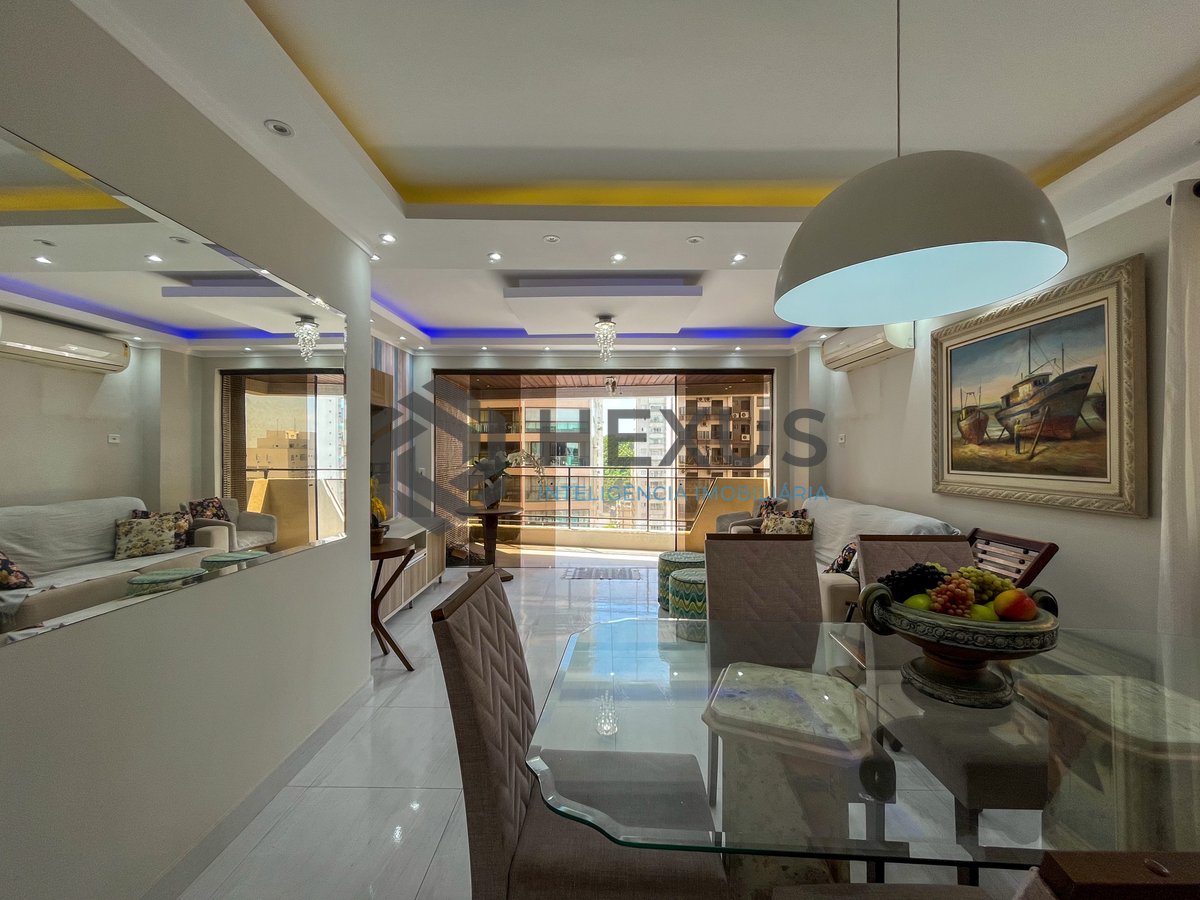 Foto 3 de Apartamento reformado com varanda vista mar a uma quadra da Praia das Asturias, Guaruja