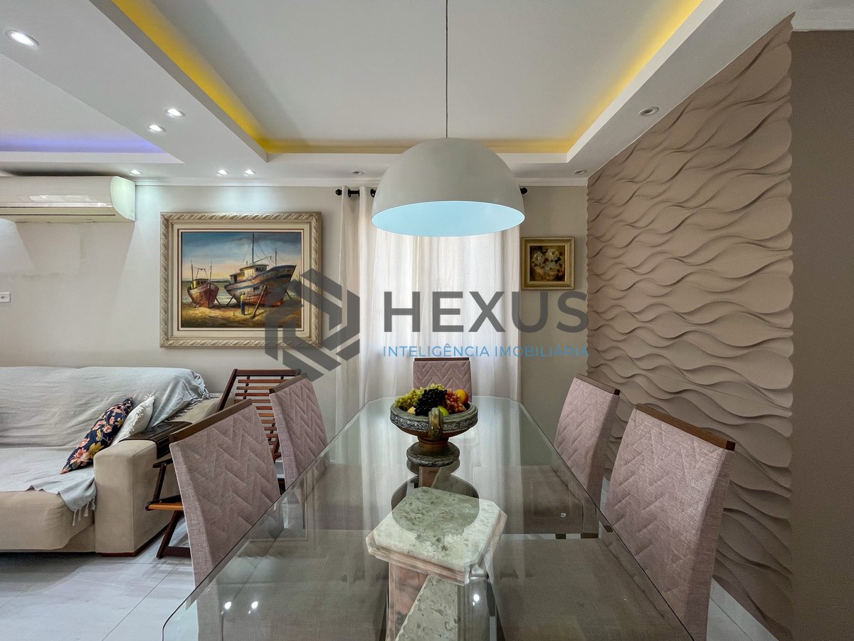 Foto 5 de Apartamento reformado com varanda vista mar a uma quadra da Praia das Asturias, Guaruja