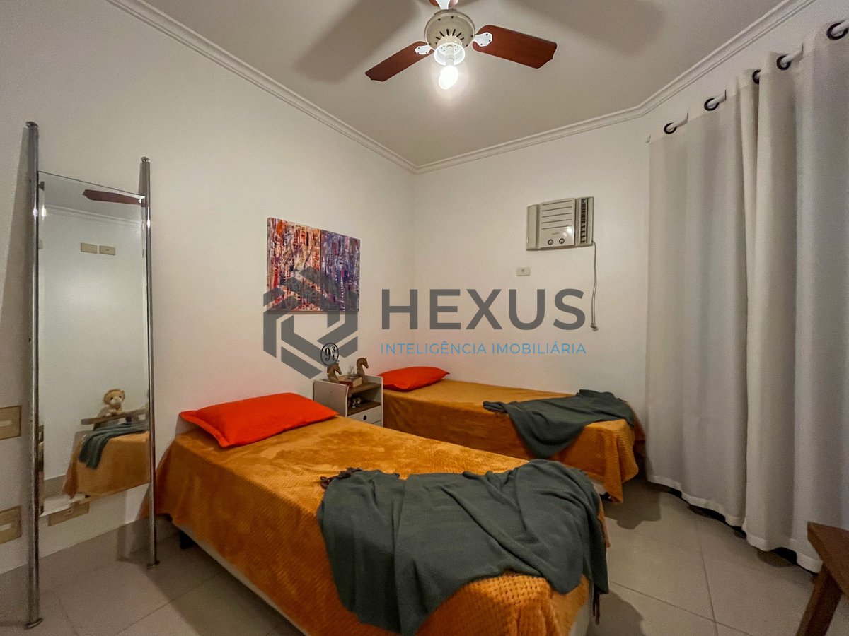 Foto 20 de Apartamento com varanda gourmet e lazer na Praia das Pitangueiras, Guaruja