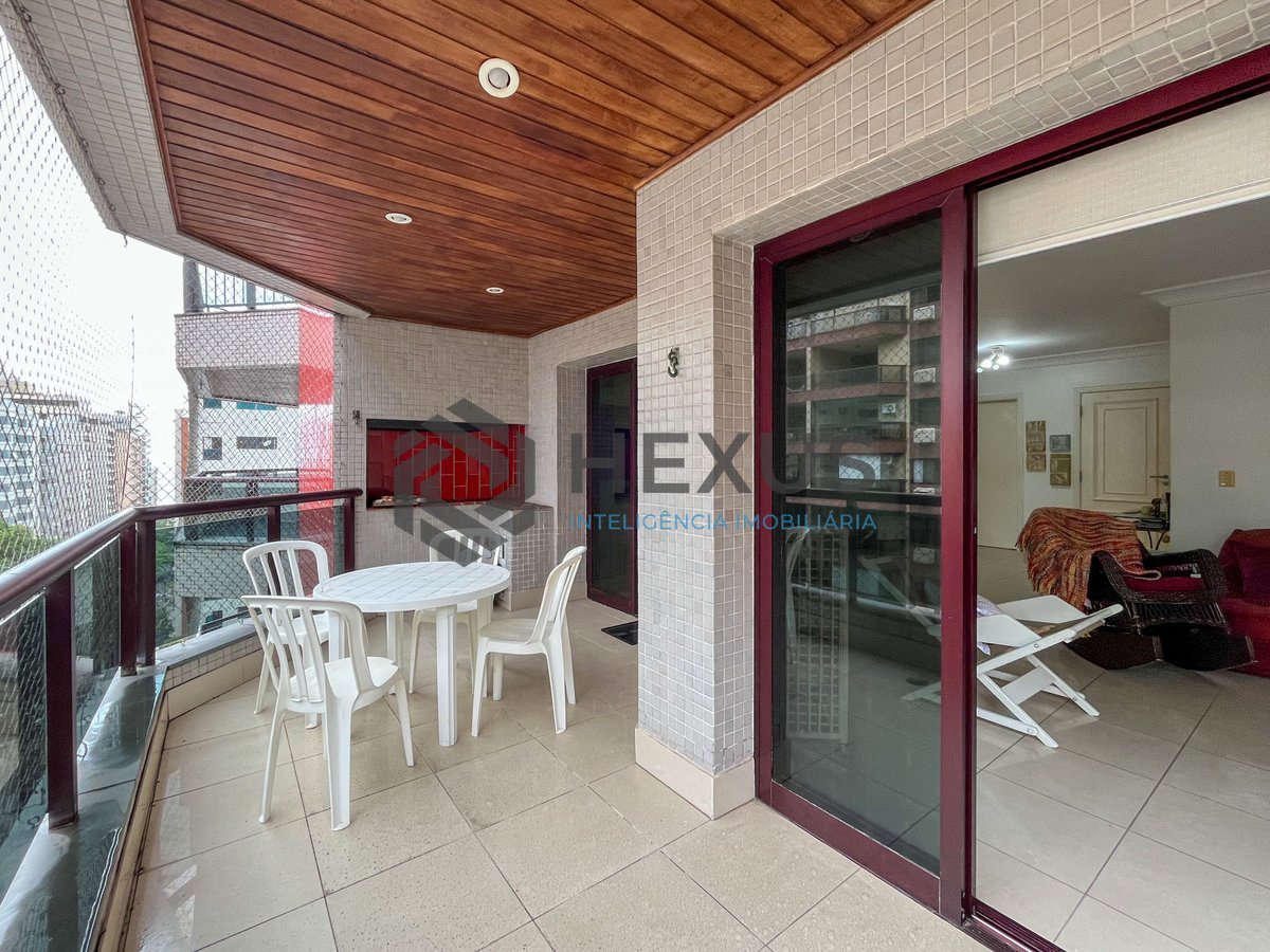 Foto 10 de Apartamento com varanda gourmet e lazer na Praia das Pitangueiras, Guaruja