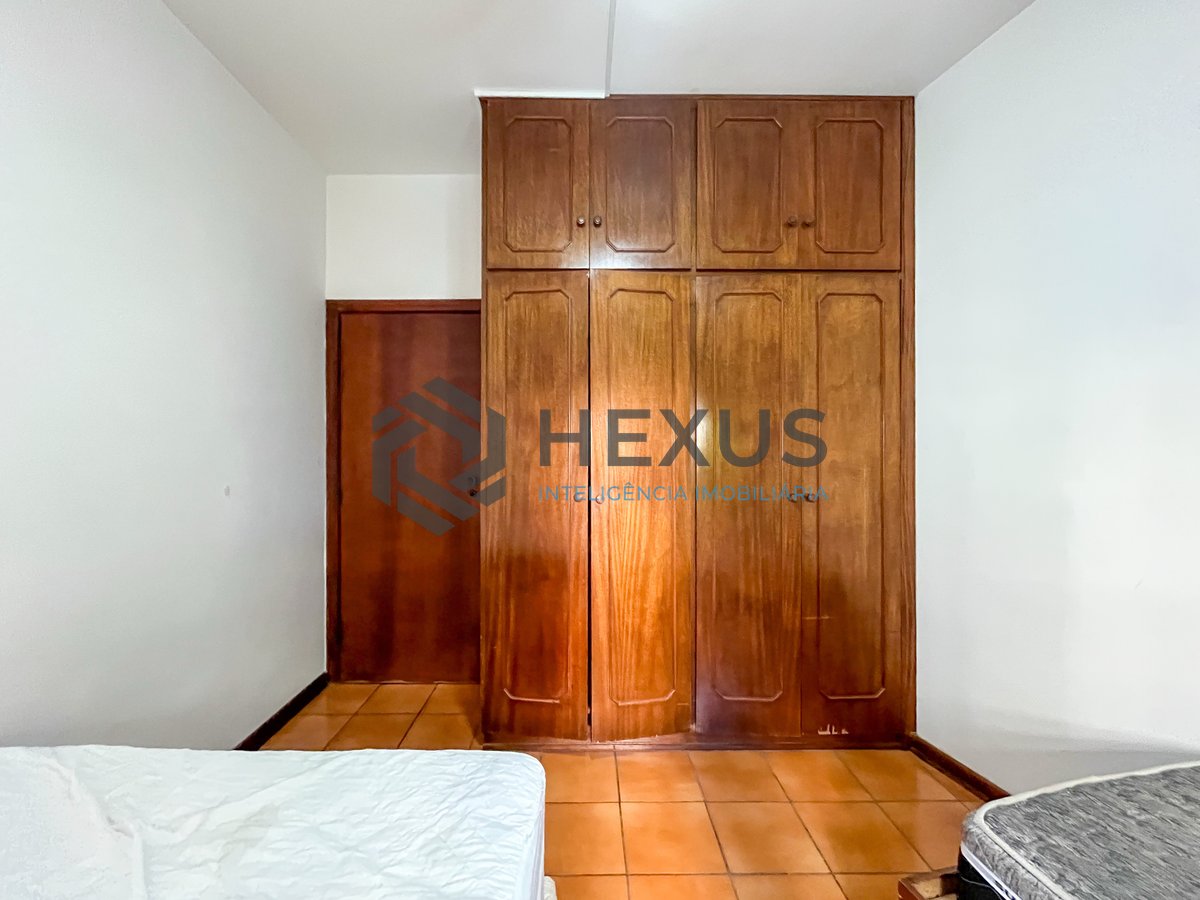 Foto 12 de Apartamento  com varanda vista mar na beira mar da Praia das Pitangueiras, Guaruja