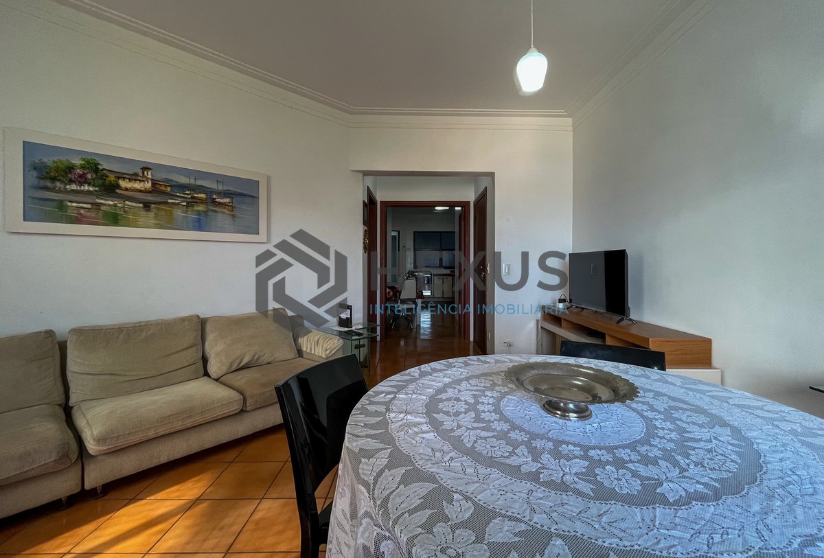 Foto 6 de Apartamento  com varanda vista mar na beira mar da Praia das Pitangueiras, Guaruja