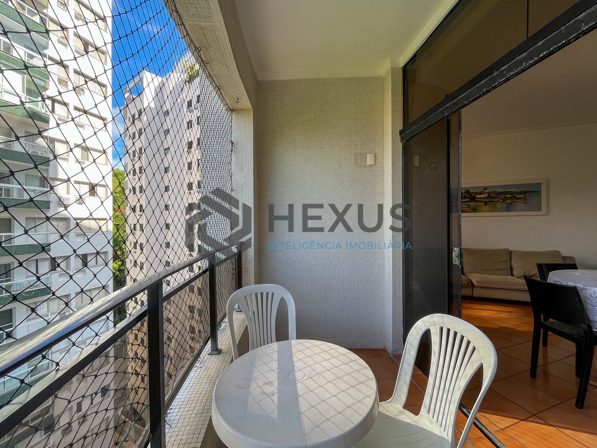 Foto 7 de Apartamento  com varanda vista mar na beira mar da Praia das Pitangueiras, Guaruja