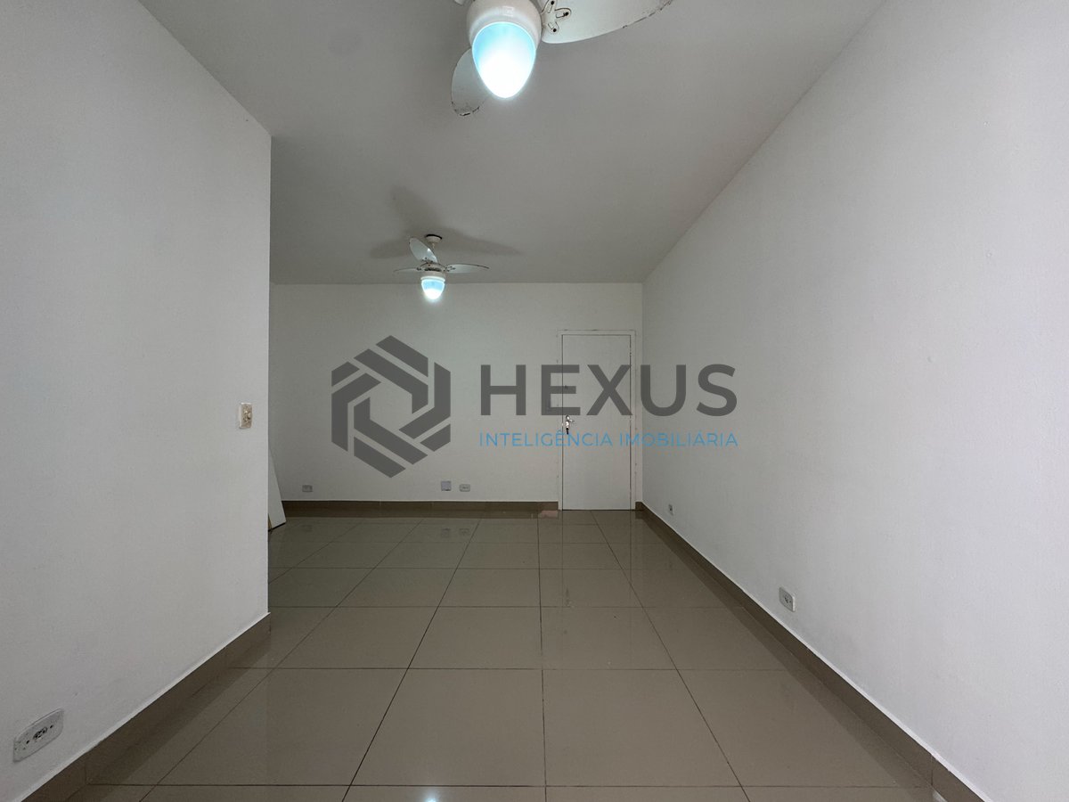 Foto 5 de Apartamento com varanda e lazer na Praia das Asturias, Guaruja