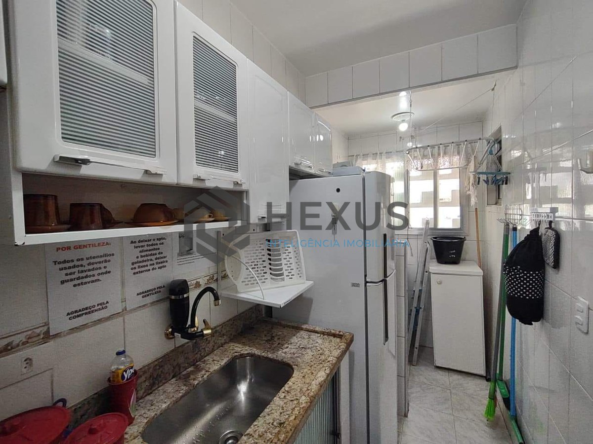 Foto 17 de Apartamento reformado na região do Aquário na Praia da Enseada, Guaruja