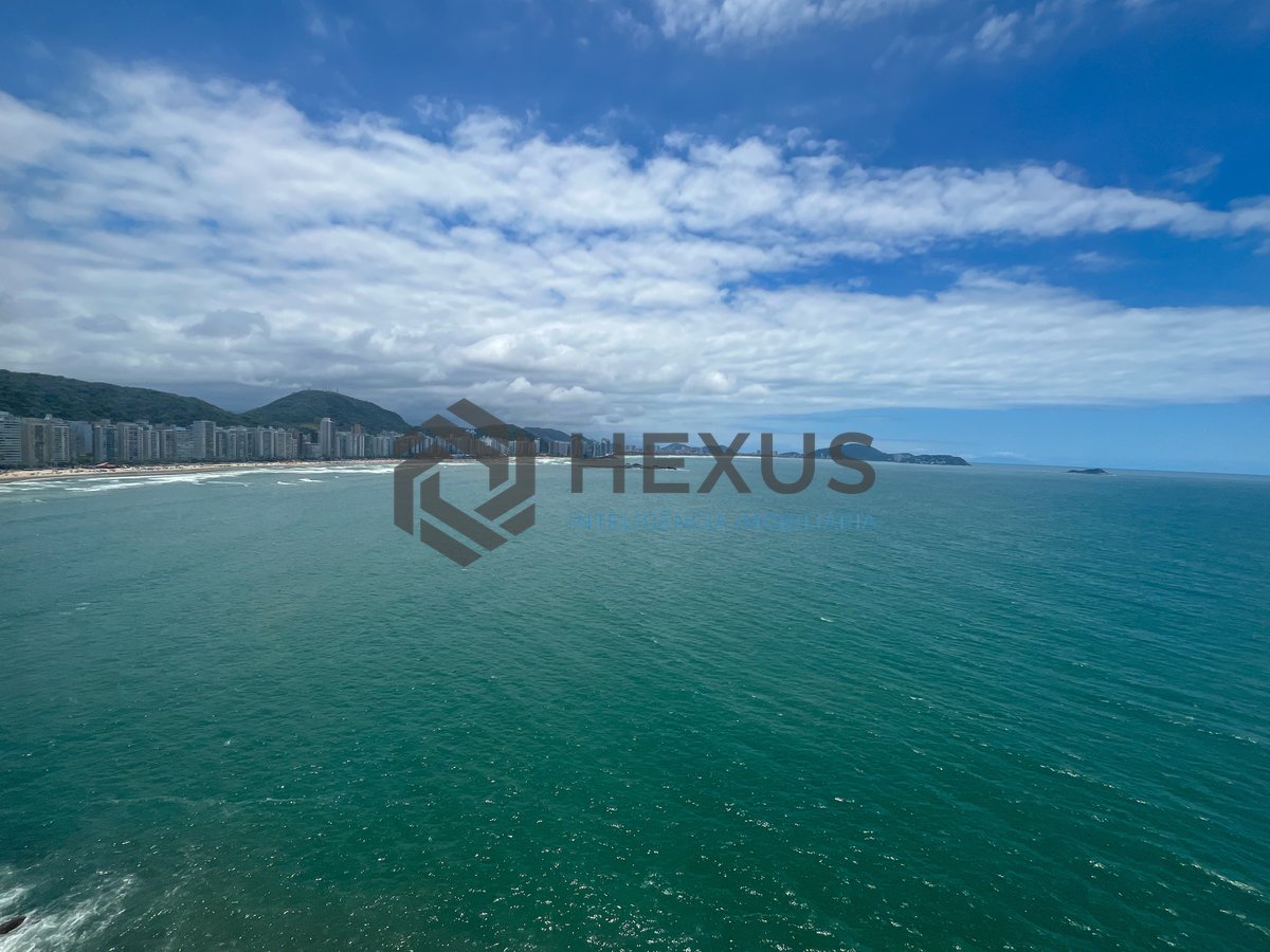 Foto 13 de Apartamento frente mar com varanda e lazer na Praia das Asturias, Guaruja