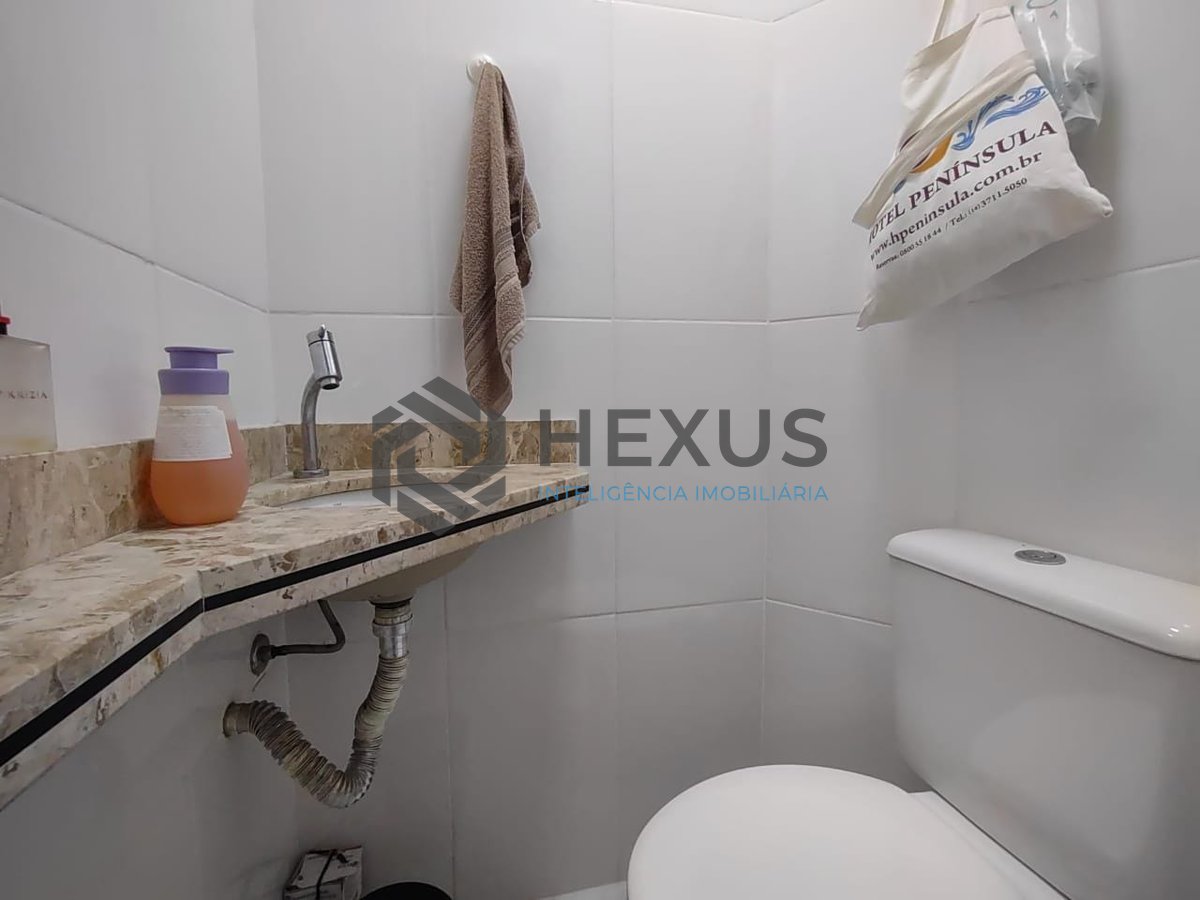 Foto 13 de Apartamento mobiliado com varanda na Praia da Enseada, Guaruja