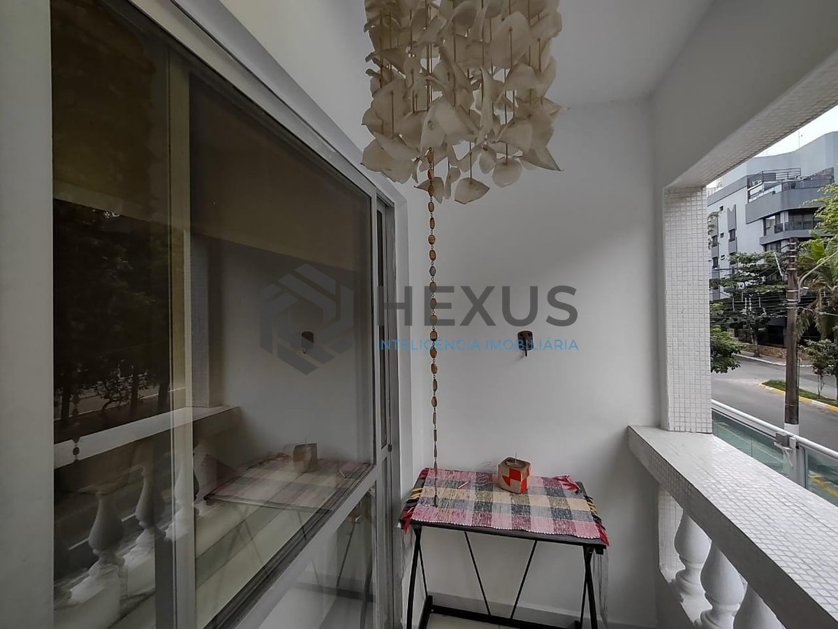 Foto 4 de Apartamento mobiliado com varanda na Praia da Enseada, Guaruja